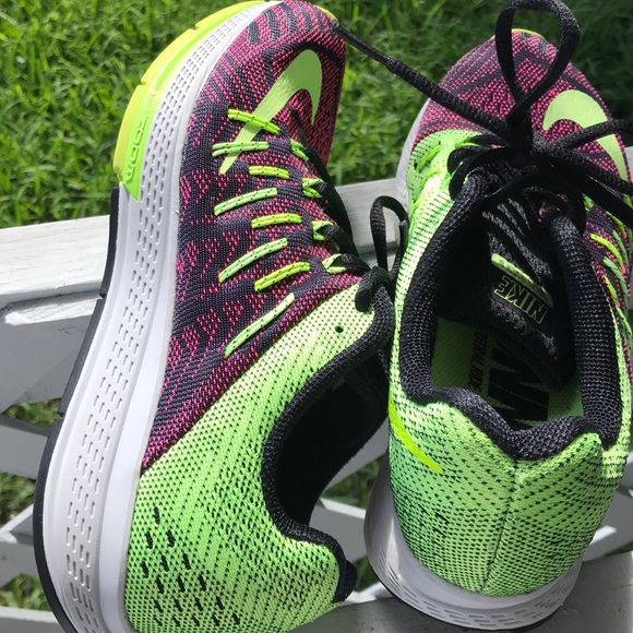 Nike Air Zoom Elite Women’s Size 7 - Picture 4 of 5